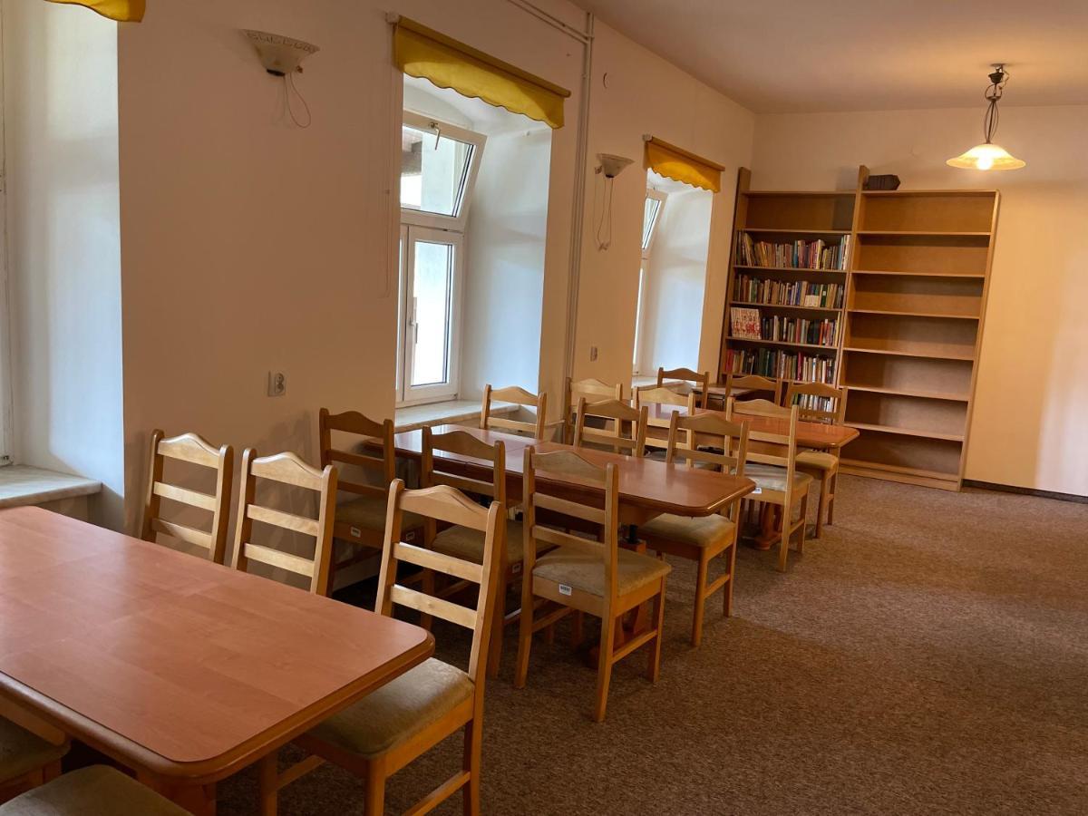 Gosciniec Szczeliniec Ostello Karlow Esterno foto